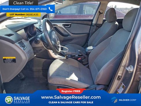 Used 2014 Hyundai Elantra SE image 7