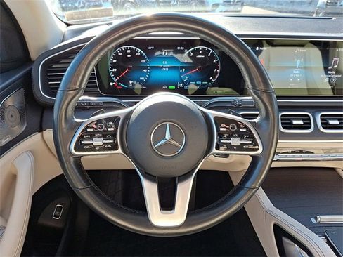 Used 2022 Mercedes-Benz GLS 450 4MATIC image 22