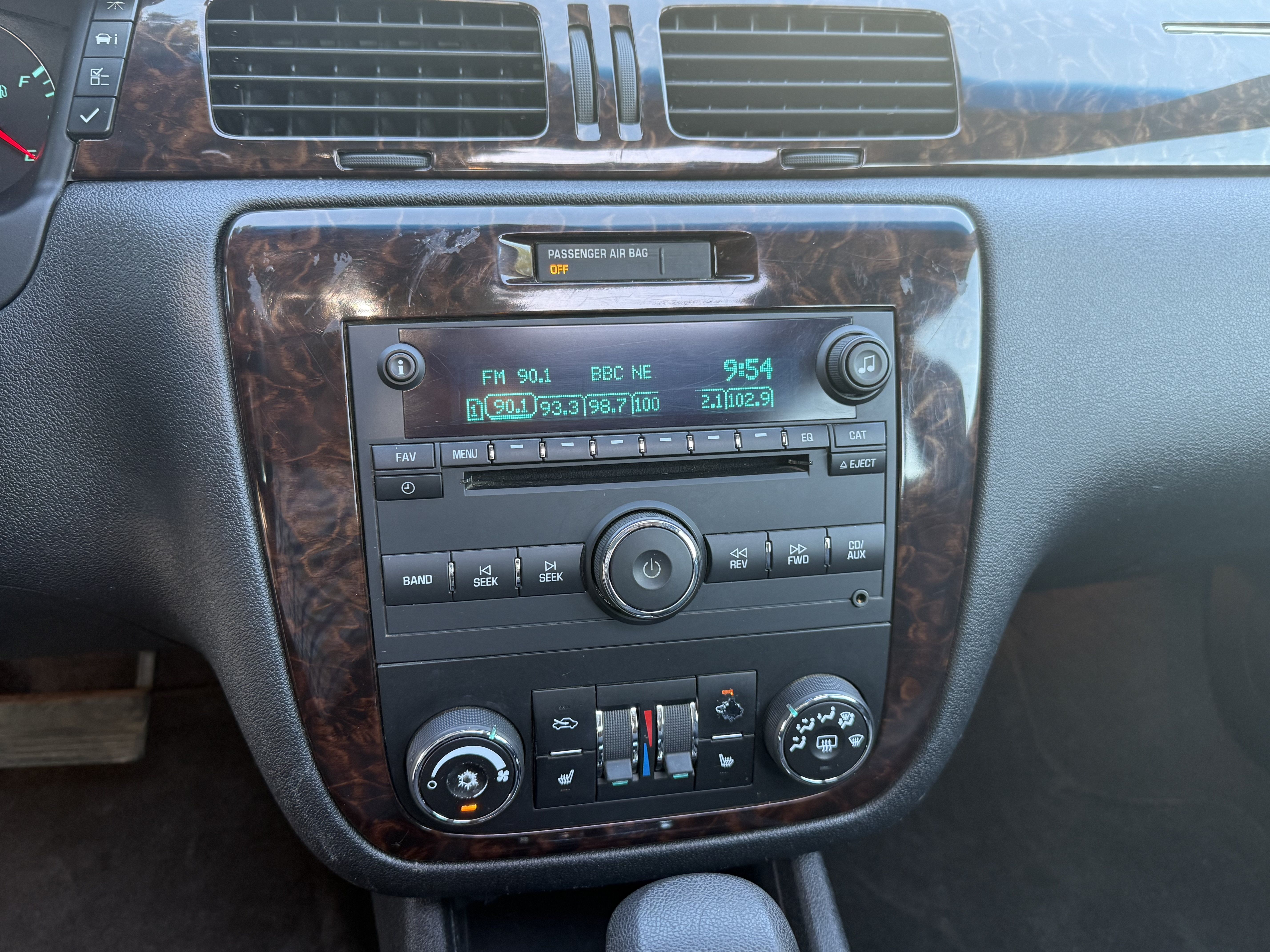 Used 2016 Chevrolet Impala LTZ FWD image 26