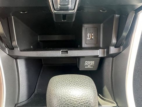 Used 2017 Honda Accord LX image 29