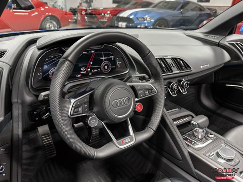 Used 2020 Audi R8 V10 image 9