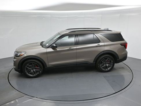 New 2026 Ford Explorer ST w/ Sun And Sound Package image 44