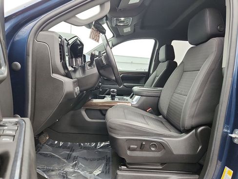 Used 2022 Chevrolet Silverado 1500 RST w/ Convenience Package II image 13