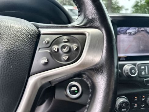 Used 2020 GMC Terrain SLT w/ Preferred Package FWD image 32