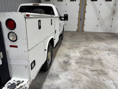 Used 2015 Ford F350 XL RWD image 10