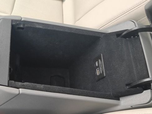 Used 2022 Cadillac XT5 Premium Luxury w/ Technology Package image 47