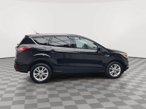 Used 2017 Ford Escape SE FWD image 33