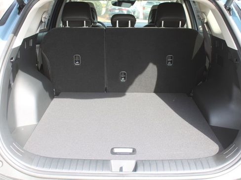 New 2026 Kia Sportage EX image 10