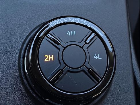 New 2025 Ford Ranger XLT w/ FX4 Off-Road Package image 16