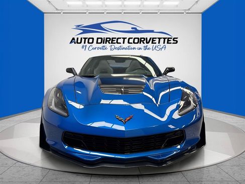 Used 2015 Chevrolet Corvette Z06 w/ Z07 Performance Package RWD image 2