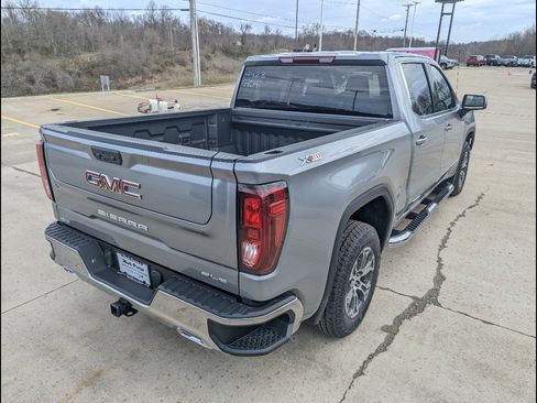 New 2026 GMC Sierra 1500 SLE w/ X31 Off-Road Package image 7