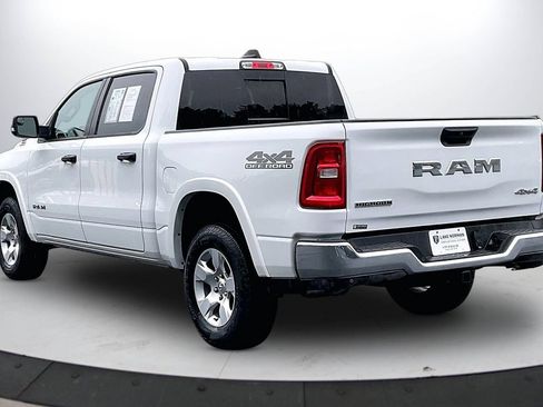 Used 2025 RAM 1500 Big Horn AWD/4WD image 7