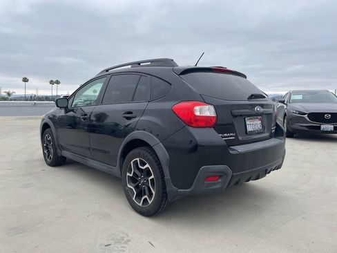 Used 2016 Subaru Crosstrek 2.0i Premium w/ Moonroof Package AWD/4WD image 4
