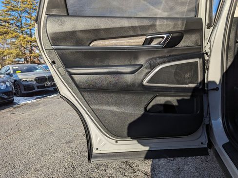 Used 2022 Kia Telluride EX w/ EX Premium Package image 36