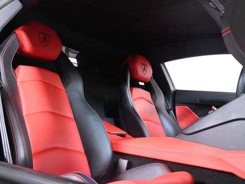 Used 2015 Lamborghini Aventador LP 700-4 image 17