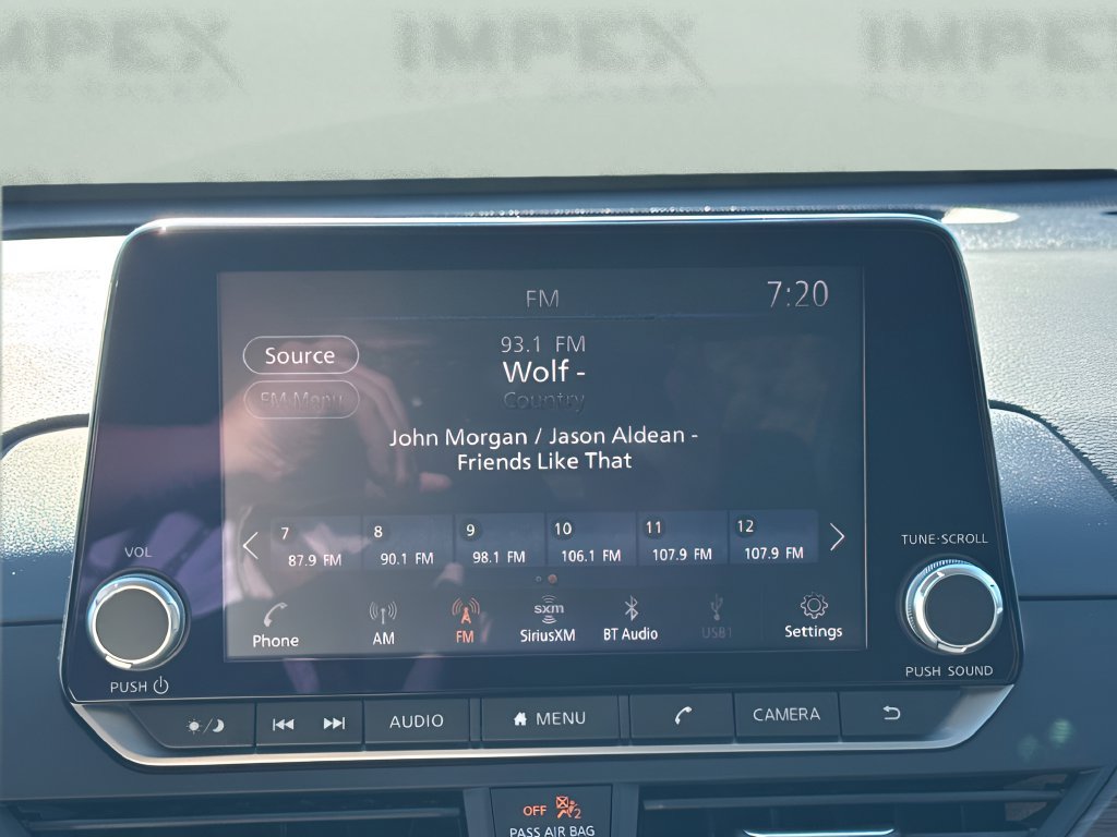 Used 2025 Nissan Altima 2.5 SV FWD image 18