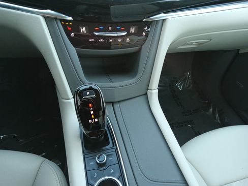 Certified 2023 Cadillac XT6 Premium Luxury w/ Technology Package image 20