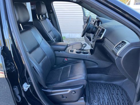 Used 2018 Jeep Grand Cherokee High Altitude image 16