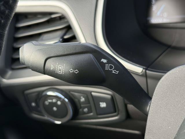 Used 2019 Ford Edge SEL w/ Equipment Group 201A AWD/4WD image 19