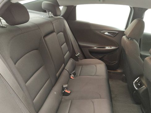 Used 2024 Chevrolet Malibu LT image 19