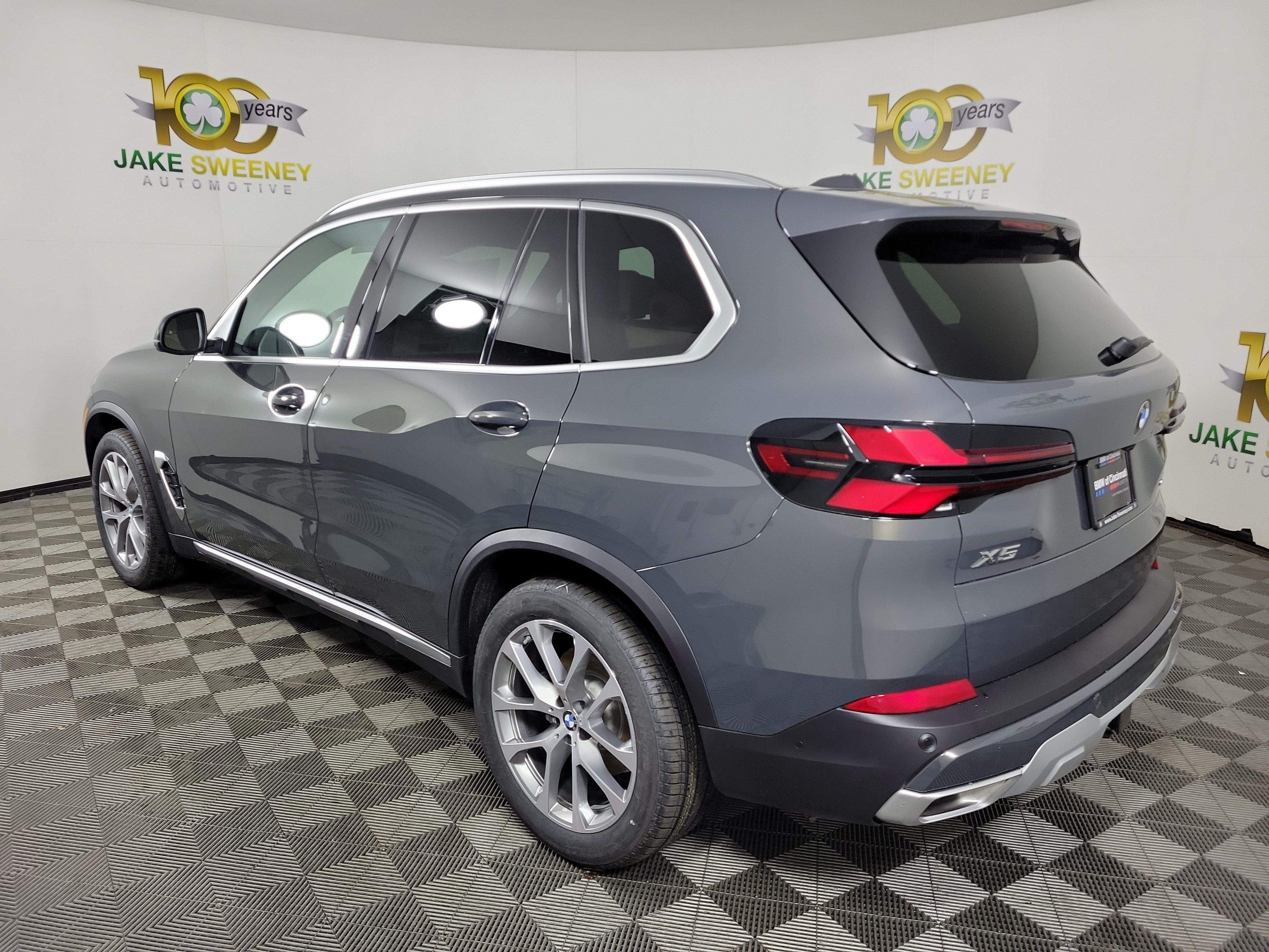 Certified 2026 BMW X5 xDrive40i w/ Climate Comfort Package AWD/4WD image 5