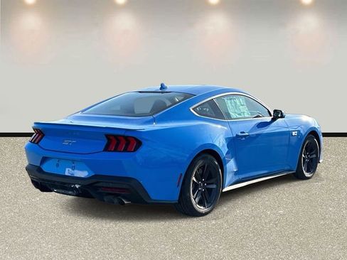 New 2026 Ford Mustang GT RWD image 5