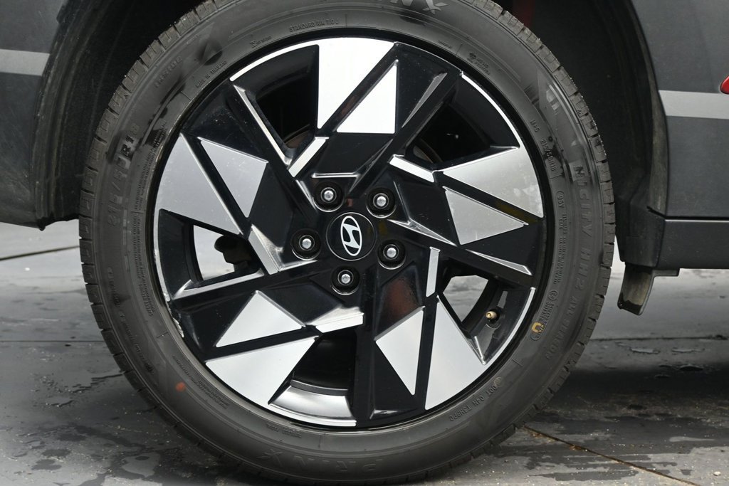 Used 2025 Hyundai Kona SEL AWD/4WD image 12