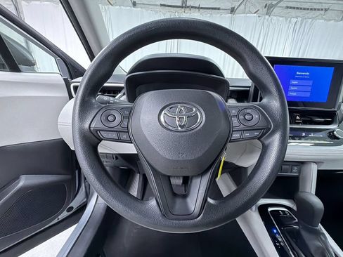 Used 2024 Toyota Corolla Cross L AWD/4WD image 26