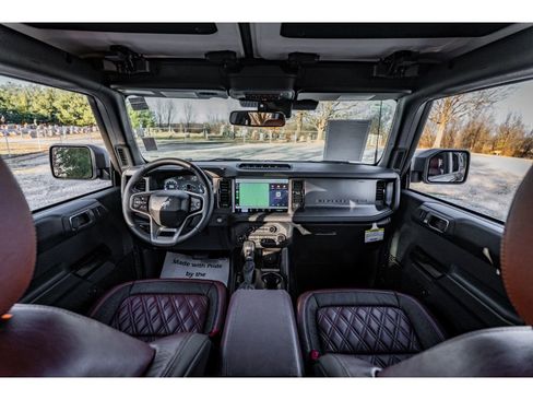 New 2025 Ford Bronco Badlands AWD/4WD image 11