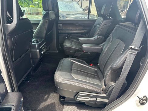 Used 2018 Ford Expedition Limited AWD/4WD image 7