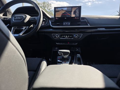 Certified 2024 Audi SQ5 Premium Plus w/ Premium Plus Package image 15