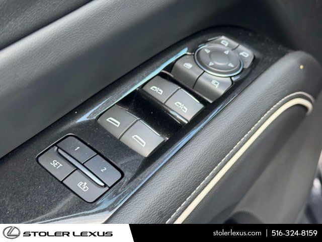 Used 2023 Cadillac Escalade Premium Luxury w/ Performance Package AWD/4WD image 22