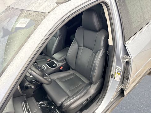 Used 2024 Subaru Outback Touring XT image 11