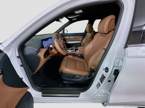 New 2026 Genesis GV70 2.5T Advanced AWD/4WD image 16
