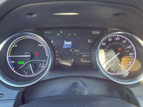 Used 2019 Toyota Camry XLE image 16