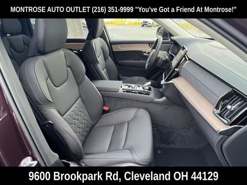 New 2026 Volvo XC90 B6 Plus w/ Protection Package Premier image 23