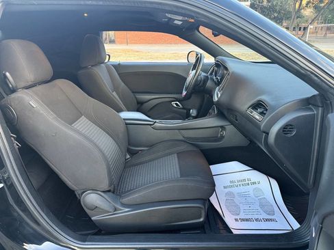 Used 2021 Dodge Challenger SXT w/ Blacktop Package image 13