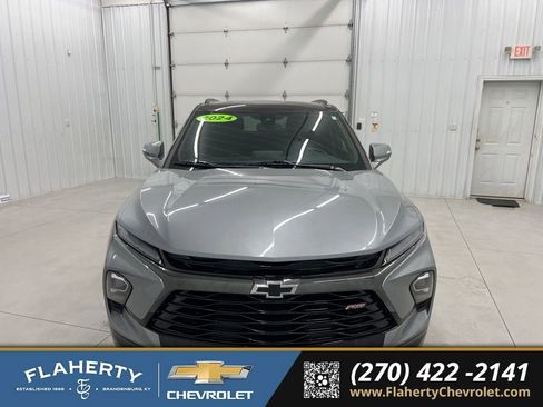 Used 2024 Chevrolet Blazer RS w/ Enhanced Convenience Package FWD image 7