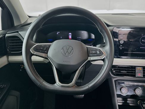 Used 2025 Volkswagen Taos S image 17