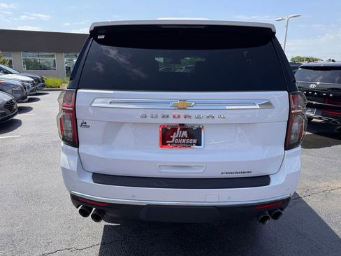 Used 2023 Chevrolet Suburban Premier AWD/4WD image 4