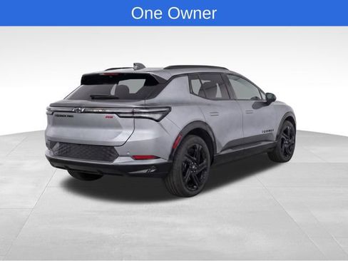 Used 2025 Chevrolet Equinox EV RS w/ Active Safety Package 3 AWD/4WD image 4