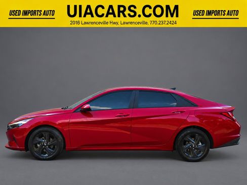 Used 2023 Hyundai Elantra SEL w/ Cargo Package FWD image 6