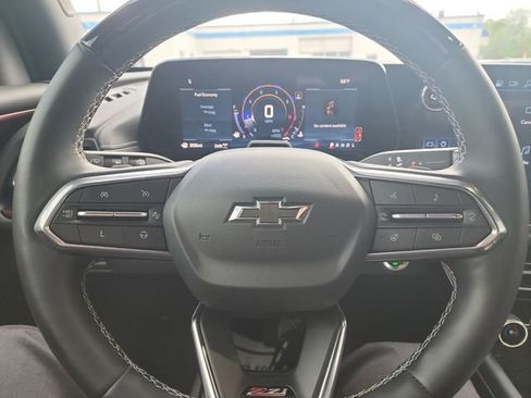 Used 2024 Chevrolet Traverse Z71 w/ Enhanced Driving Package AWD/4WD image 20