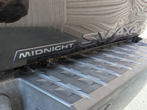 Used 2018 Nissan Titan SV w/ SV Convenience Package AWD/4WD image 23