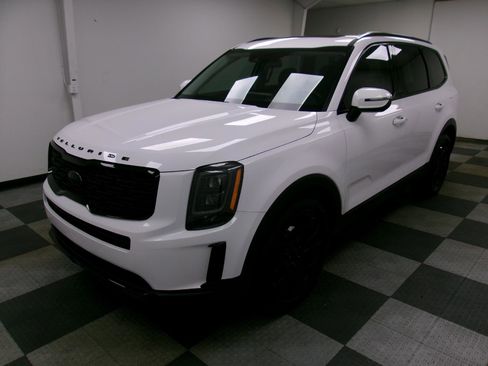 Used 2021 Kia Telluride EX w/ EX Premium Package AWD/4WD image 1