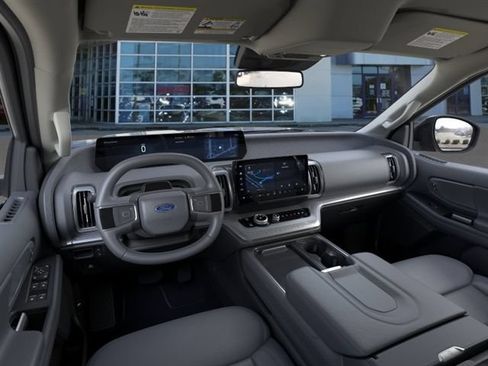 New 2026 Ford Expedition Active RWD image 9