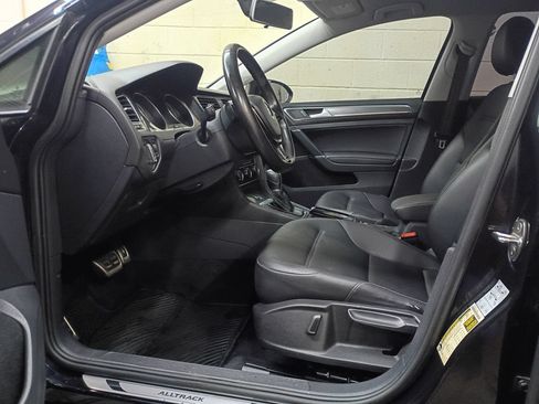 Used 2019 Volkswagen Golf Alltrack S AWD/4WD image 18