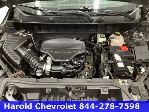 Used 2018 GMC Acadia SLE image 18