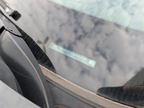 Used 2020 Chevrolet Equinox Premier image 25