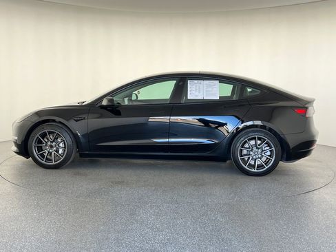 Used 2023 Tesla Model 3 Standard Range image 7